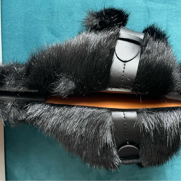 New Robert Clergerie Irina Faux Fur Slide Size 6 - Picture 5 of 8